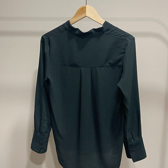 H&M - Blouse - Sacramento in Size 4 - Picture 2 of 3